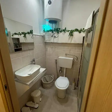 House Luroke Apartment *