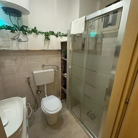 Apartment House Luroke *