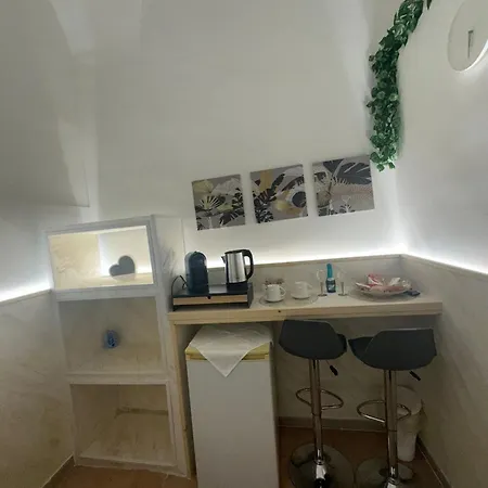 House Luroke Apartment
