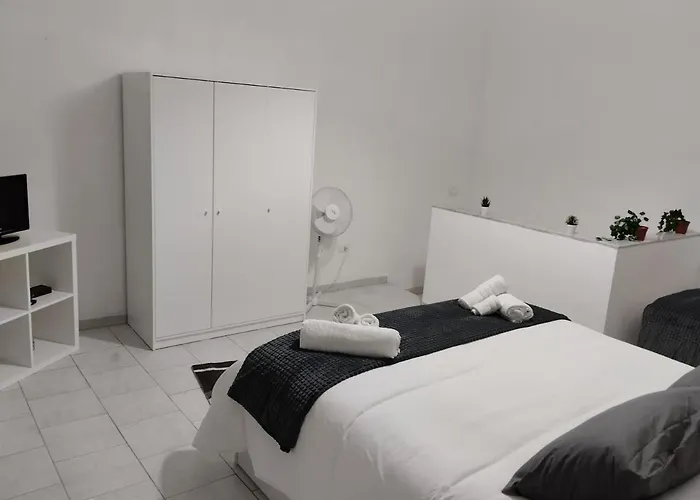 Lägenhet House Luroke